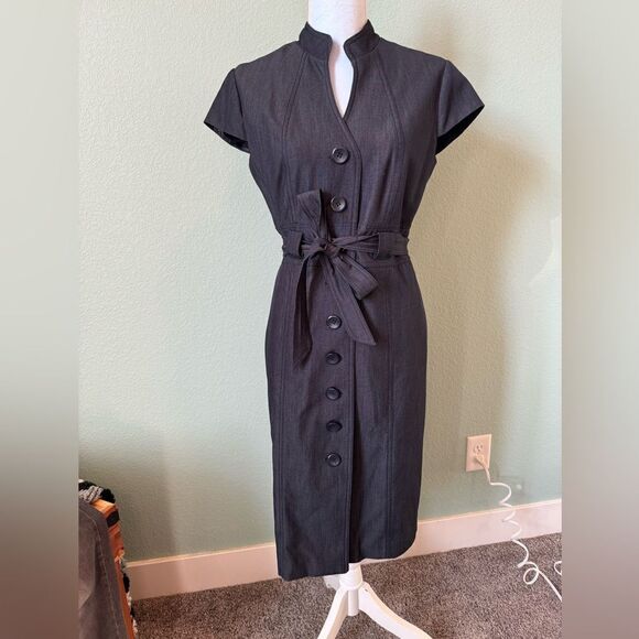 Sandra Darren Casual Blue Denim Dress Button up Structured Belted Size 12 - Picture 1 of 10
